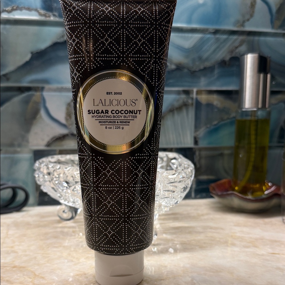 Sugar Coconut Hydrating Body Butter - Black